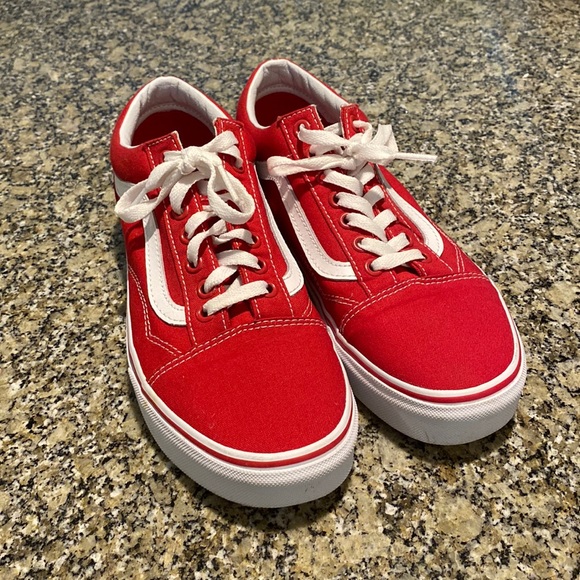 Old Skool Vans Canvas, in Red size Womens 9, Mens 7.5 - Picture 1 of 7